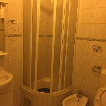 Leonarda Apartment
